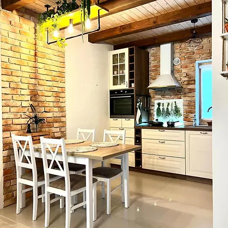Lesna Ostoja Chalet Porazyn